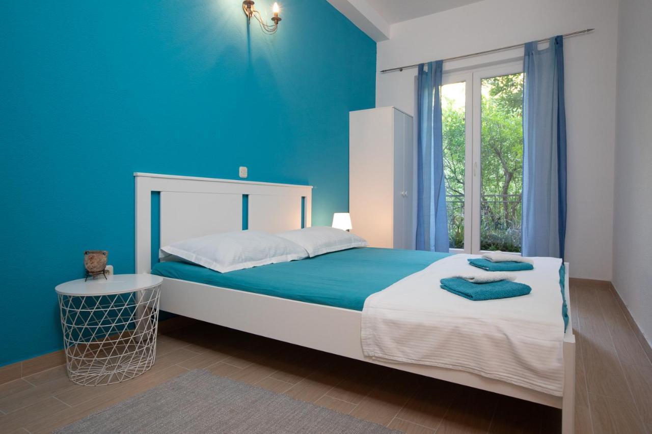 Vega Apartments Podgora Exterior photo